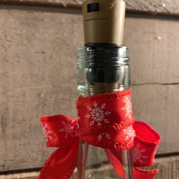 Grinch face wine bottle lantern - Picture 9 of 10